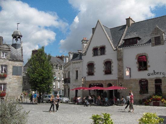 Aux Petits Bonheurs, Gites Culturel A La Roche Bernard Férel エクステリア 写真